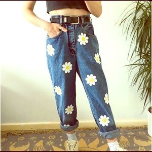 Vintage women’s long big flower jeans
